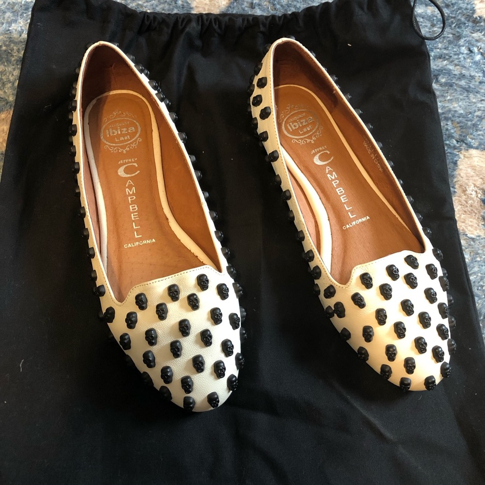 Jeffrey Campbell Skulltini flat in white/black